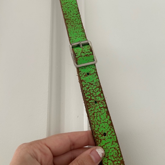 Distressed Vintage Green Leather Satchel - Picture 6 of 9